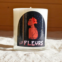 Load image into Gallery viewer, Desert Queen &quot;Les Fleurs&quot; Lemongrass and black pepper essential oil scented candle