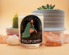 Load image into Gallery viewer, Desert Queen &quot;California&quot; Petitgrain and Geranium essential oil scented candle