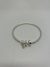 Load image into Gallery viewer, Michelle Millicheap Silver bangle